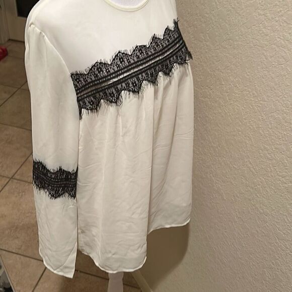 Twinset Women's XL Long Sleeve Lace Applique Blouse Cream Black Feminine Office - Picture 12 of 12